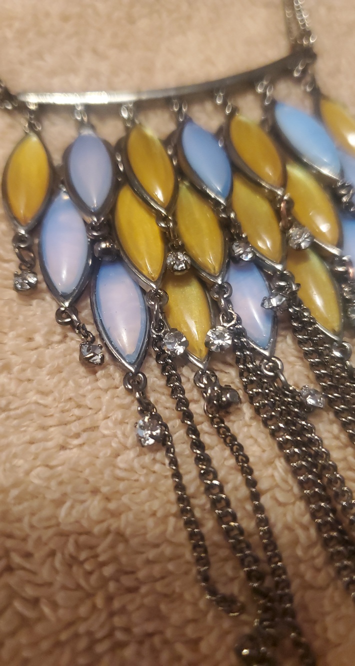 Necklace - Picture 3 of 5
